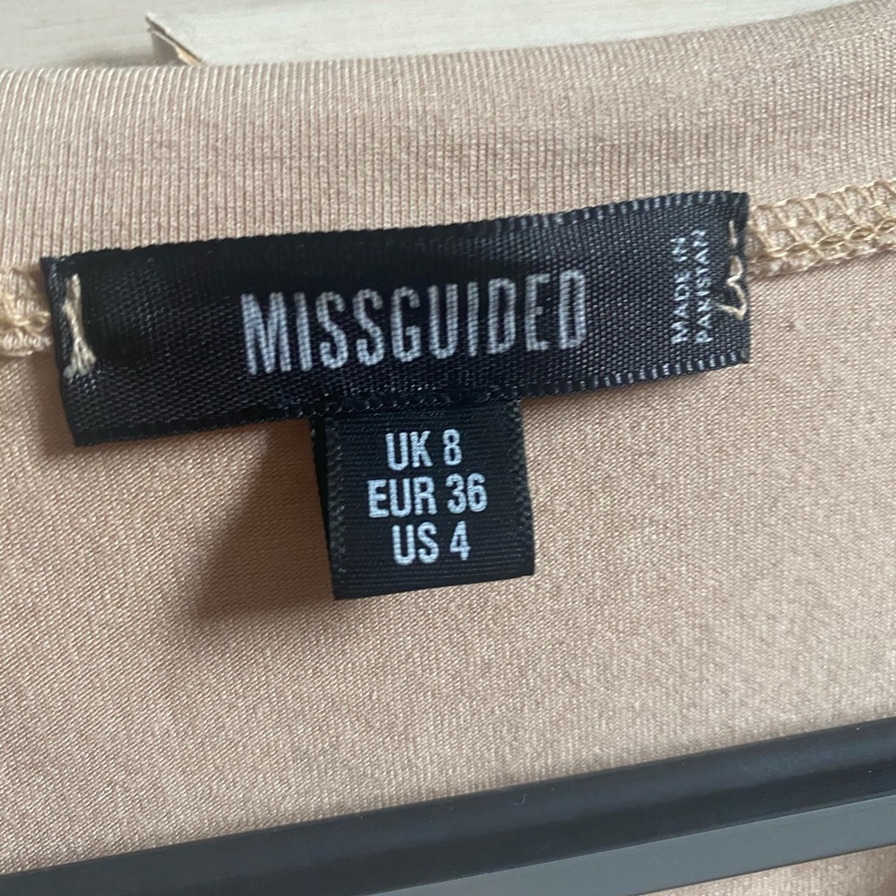 cropped button up - Picture 3 of 3